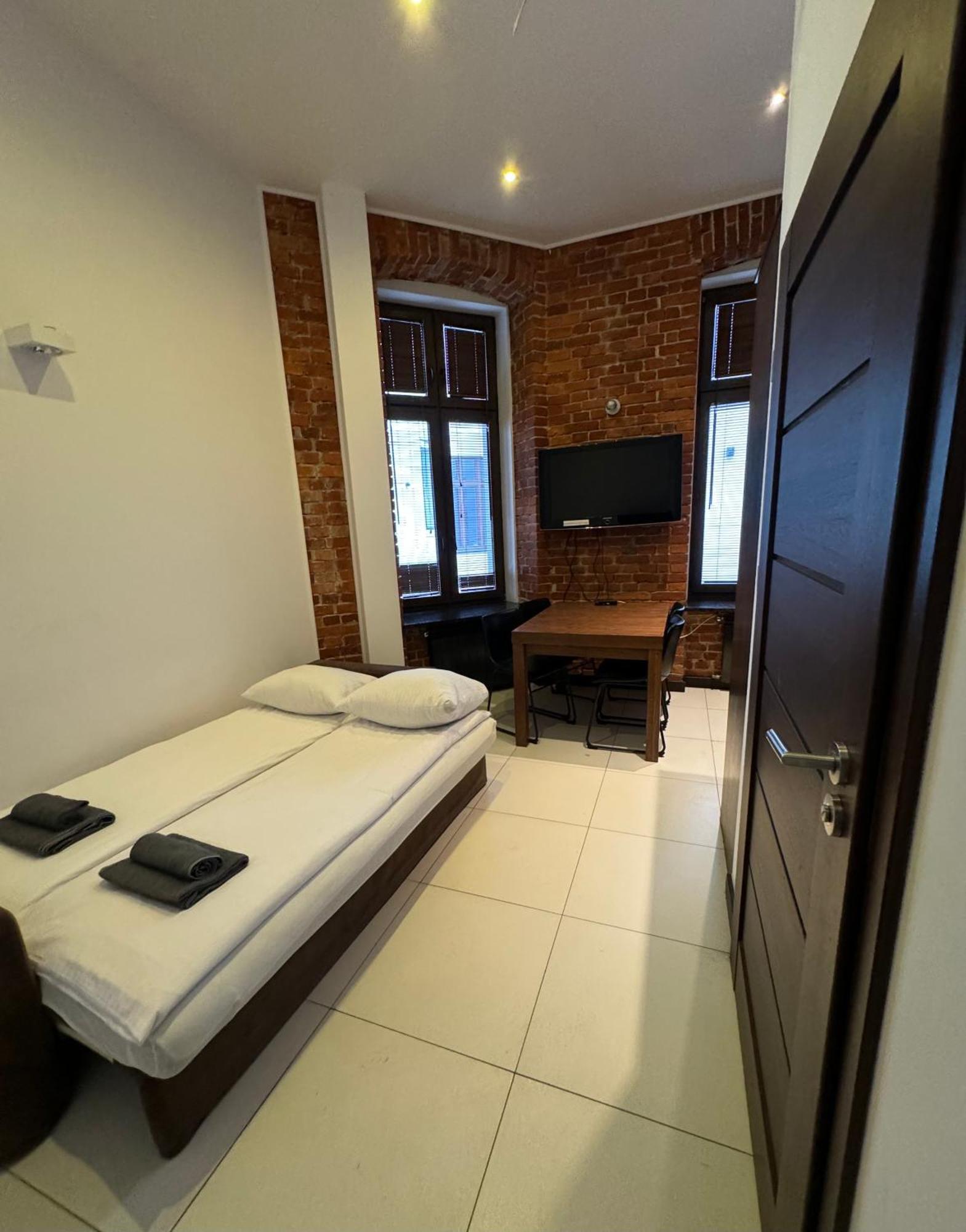 Aparthotel Lodz 55 Piotrkowska Bagian luar foto