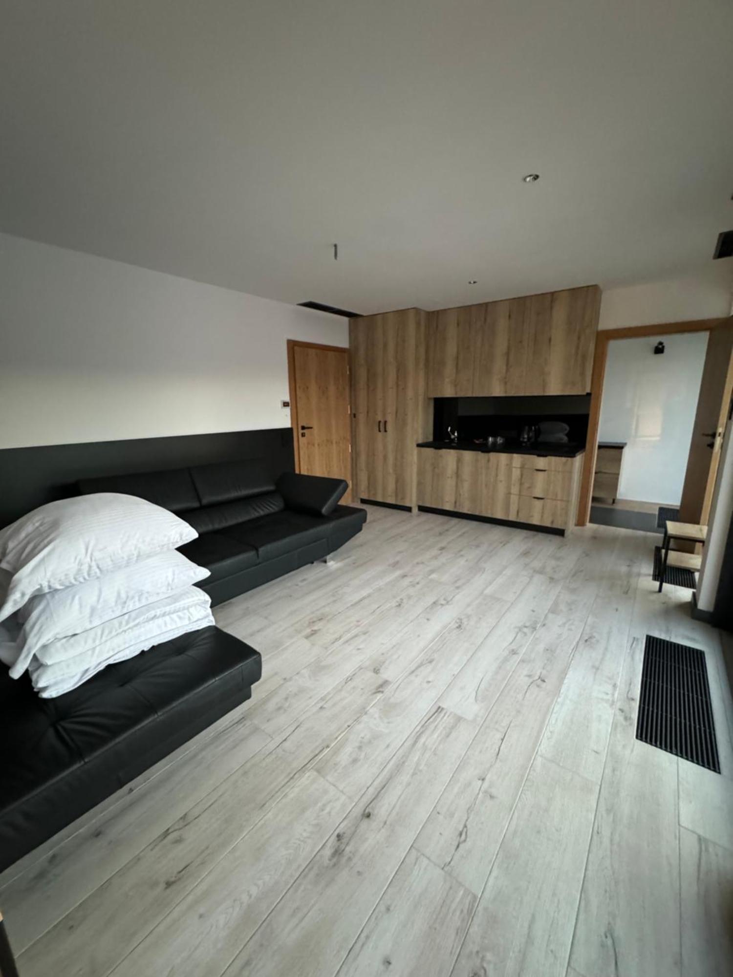 Aparthotel Lodz 55 Piotrkowska Bagian luar foto
